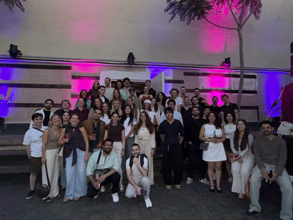 El equipo de Sunny Side Up en un evento conjunto